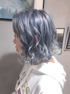 ジーナ(XENA) ホワイトブルー