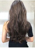 コバルトアッシュ_耳かけウェーブパーマフォギーベージュ
