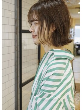 ブルック(BROOK.) 耳掛けニュアンスボブ