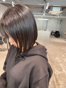 ワン(One) 重めカット