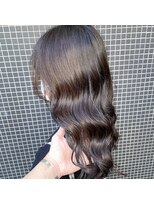 アッシュ 二子玉川店(Ash)&nbsp;広がってきた髪をツヤツヤに♪髪質改善