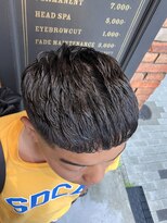 フォーコーナーズ(Four Corners)&nbsp;クロップスタイル／スキンフェード/バーバー／刈り上げ