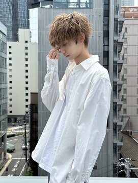 ロンド ローガン 名駅(Lond LOGAN) ソフトツイストパーマ メンズカット 名古屋 眉毛