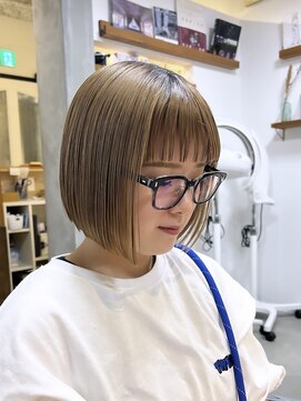 ハク アトリエ(HaKU atelier) ぱつっとボブ/ミニボブ/切りっぱなしボブ/ハイトーンボブ