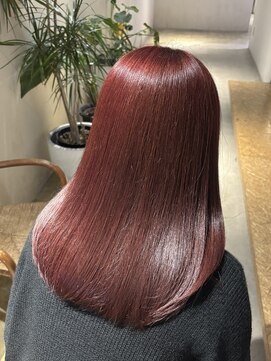 セブンベルベット(7 Velvet) チェリーレッド【円口睦】