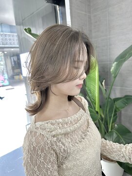 アクション 心斎橋店(ACTION) 20代30代大人可愛いレイヤーミディアム　オリーブベージュ