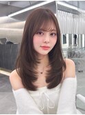 韓国前髪　小顔ミディアムヘア　ココアベージュ