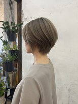 ディディ イック(didi ic)&nbsp;: ショートヘア＋ベージュカラー