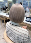 ホワイトボブ_ミルクティーカラー_レイヤーカット