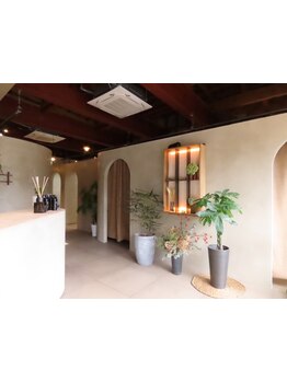 【札幌の人気店が新札幌に◇】無料駐車場4台有り☆あなたの髪のお悩みを解決してくれる実力派サロン♪