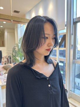 ニューヨーク ニューヨーク 河原町オーパ店(NYNY) *レイヤーカットブルーブラックミディアムレイヤー