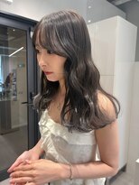 ブローチ(brooch)&nbsp;グレージュ　ブリーチあり　静岡　草薙