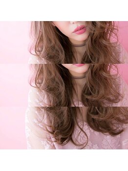 シュシュ(chou chou)の写真/長年培ったブリーチ技術で最大限のダメージレス。トレンドに合わせてデザインカラーをいつまでも楽しめる。