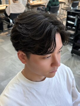 シーフ 千葉(Cyf) MEN'S/韓国/フェザーパーマ/毛流れセンターパート/下田優也