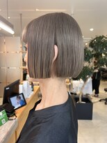 カイラ(KAILA)&nbsp;KAILA　　ハイトーングレイヘア