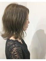 ハレへアー(HALE HAIR) アッシュベージュの波スタイル