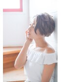 ラフで女性らしいマッシュショート