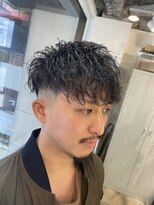 ドルクス 日本橋(Dorcus) 20代30代男性髪型東京バーバー日本橋フェードツイストスパイラル