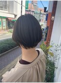 収まるショートボブ