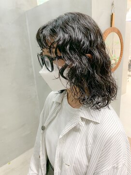 テトヘアー(teto hair) ミディアムパーマ、スパイラルパーマ、ウルフパーマ