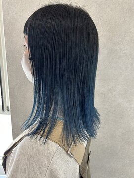 バズ(BUZZ) ブルーのグラデーションカラー★秋山