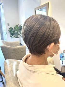 アモ('amo) 丸みショート