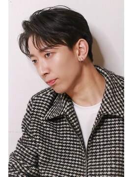 アドール(ADOR) "韓国風シースルーパーマ"【ADOR 渡仲柊人】