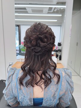 バルベストーキョーサウス(BARBES TOKYO SOUTH) ハーフアップ【清板】