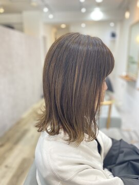 ムニヘアー(mUni hair) 外はねミディアム