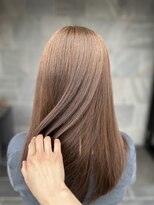 メゾン アヴァロ(Maison Avallo)&nbsp;ブリーチなしで作る明るめブラウンベージュ