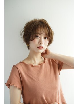 ルフュージュ バイ プロデュース 相模大野店(Refuge by Produce) くびれショート/マロンベージュ