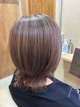 リラ(Lilas) ハイライト多めカラー