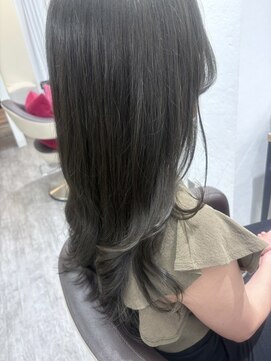 ウイ バイ ファースト 北四番丁店(u'i by first) レイヤースタイル×ブルージュカラー