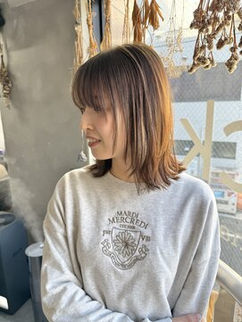 リュッカ(Lyuck) 【MANA】ボブ/ボブレイヤー/レイヤー/切りっぱなしボブ