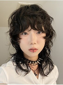 ナループロアツム(Nalu pu loa Tsum) マレットヘアウルフパーママレットグランジパーマ