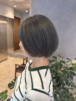ヘネン(Hennenn)&nbsp;ショートボブ×グレージュカラー♪