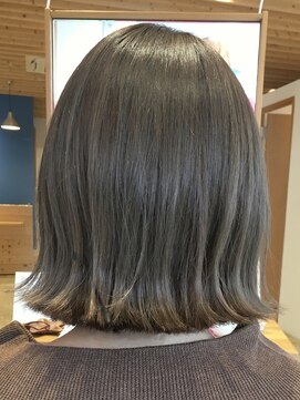 カーイ(Kkaaai powered by Ari gate) 切りっぱなしボブ