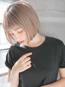 リリアン 青山(relian) まっすぐなラインがかわいいスリークボブ