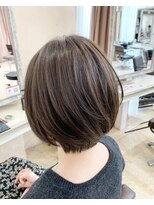 ユッカ エルア 武庫之荘南口(YUCCA elua)&nbsp;【elua 角床】イメチェンショートボブ