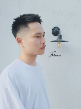 トルヴェ(Toruve) フェードカット