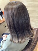 ヘアーメイク トレコローリ(hair make trecolori) 【trecolori  津田沼】ハイライト履歴からの無彩色