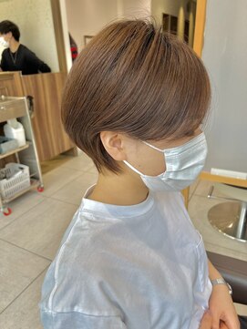 アッシュ 豊田店(Ash) 横顔美人×耳かけハンサムマッシュ