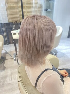 サロンドジョー(salon de joe) ホワイトグレージュ TAKUYA