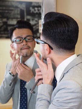 ヘアーサロンサトウ お顔そり