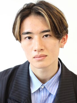 ボス レフィル(BOSS Le'fill) メンズカット/センターパート/マッシュ/ハイライト