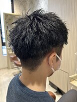 ビス リアン 川口店(Vis lien)&nbsp;アップバング束感ショートツーブロックスキンフェードハイライト