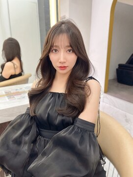 クム(kumu) 【kumu】ロングレイヤー/顔周りカット/栄/名古屋