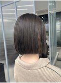 小顔似合わせボブにオリーブカラー/オリーブグレージュカラー