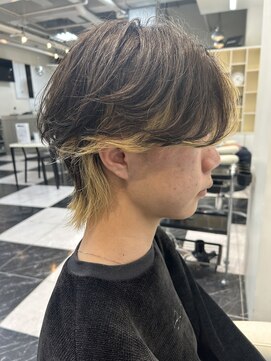 テテ(TETE) インナーカラー/センターパート/ウルフ