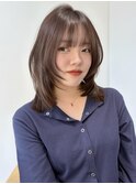 伸ばしかけミディアムレイヤー透明感グレージュ10代20代30代